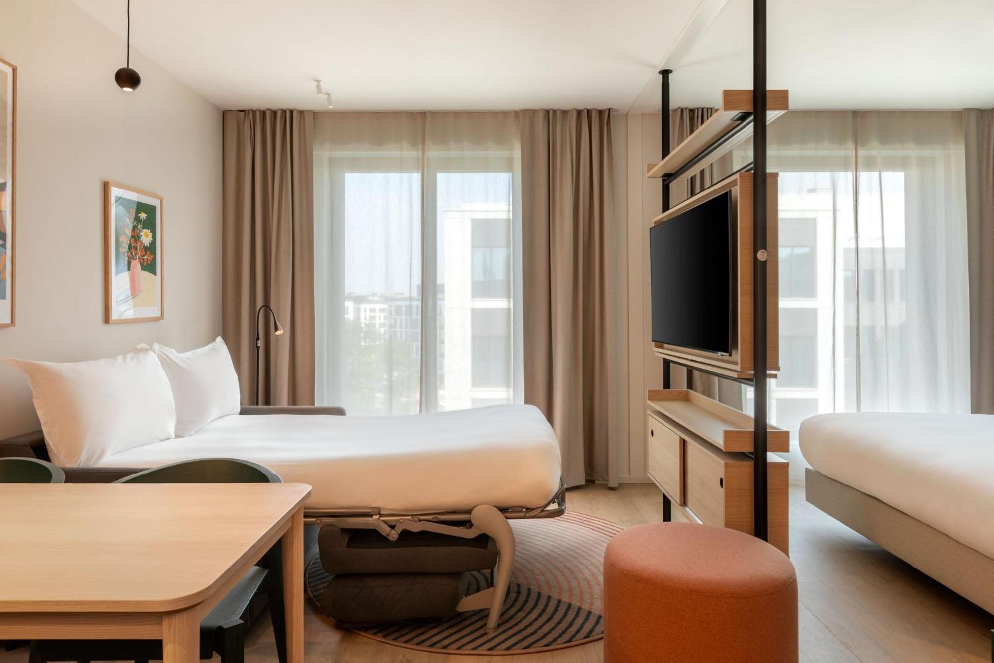 Element By Westin Wroclaw Hotell Exteriör bild